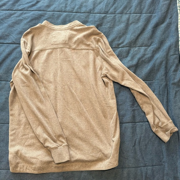 XL men’s long sleeve shirt - Picture 6 of 6